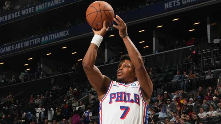 Kyle Lowry, with 76ers, joins NBA’s exclusive 20