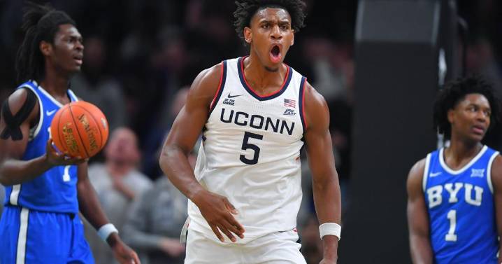 Silas Demary Jr. scores 21 to help No. 3 UConn hold off AJ Dybantsa and No. 7 BYU 86