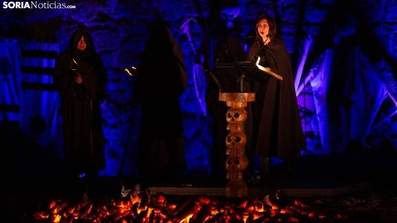 Fotos: La leyenda del Monte de las Ánimas vuelve a emocionar a los sorianos a orillas del Duero
