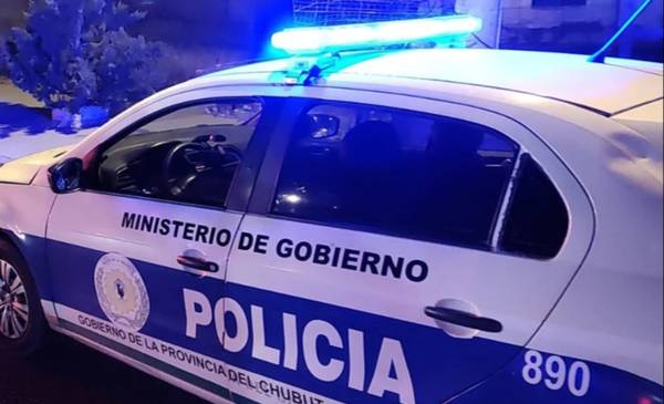 Realizó 10 veces mal el test de alcoholemia y se negó a entregar su vehículo