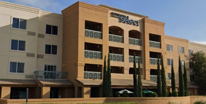 East Bay hotel deal offers clues to health of regional lodging market