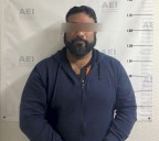 Suspenden clases en escuela luego de captura del director por abuso sexual
