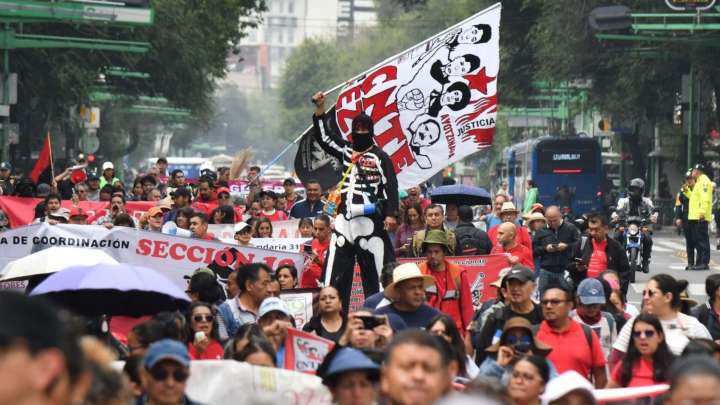 Paro Nacional CNTE: ¿A Qué Hora Comienzan Bloqueos y Toma de Casetas Este 13 de Noviembre 2025?