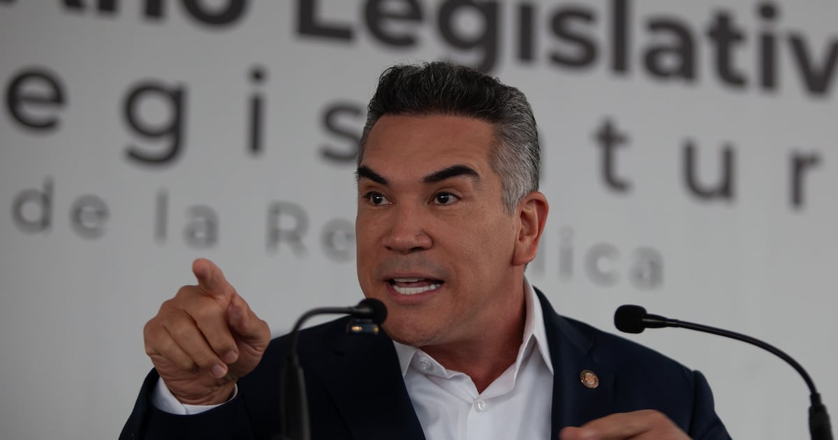 Calaron los insultos de ‘Alito’