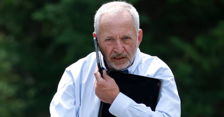 Slutty Harvard Professor Larry Summers Put On Leave From Over Jeffrey Epstein Probe