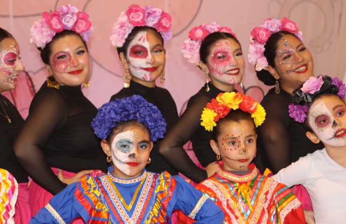 El Connecticut Museum of Culture and History celebró su octavo Día de los Muertos en Hartford