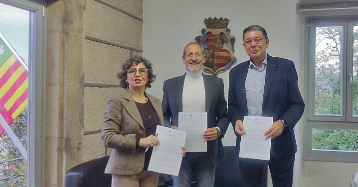 Afundación lleva a Viana un recorrido en fotos por cuatro países