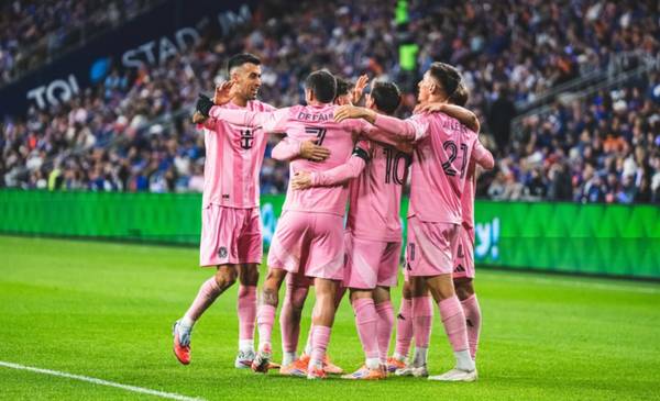 Lionel Messi y Rodrigo De Paul hoy juegan otra final, desde las 20