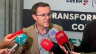 Gallardo promete recuperar la concertación social en Extremadura tras reunirse con la CREEX