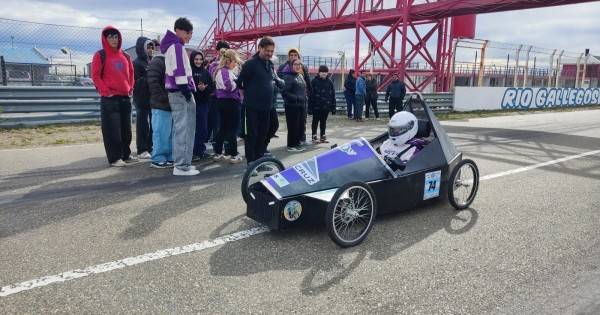 Alumnos del Industrial N°4 fabricaron su auto eléctrico y van rumbo al Desafío Eco YPF