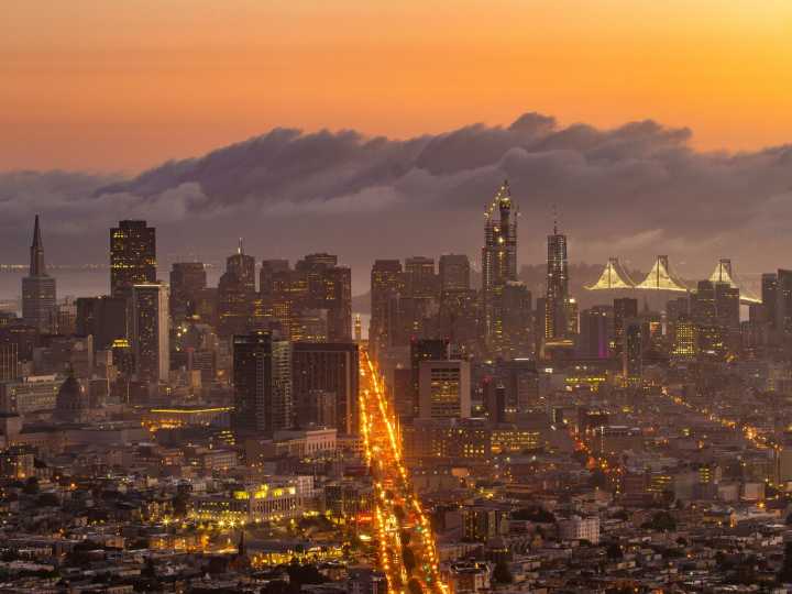 Cuál es la ciudad de California más peligrosa para migrantes, según la IA