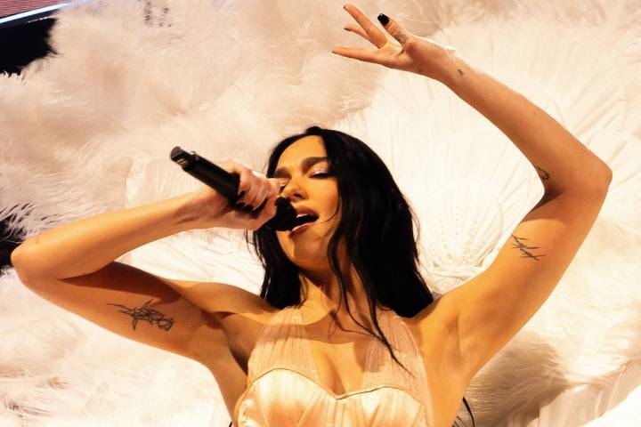 "Una maldita locura". Dua Lipa: sus guiños a la Argentina, sus amores y los rumores sobre su invitada sorpresa