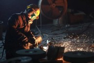 Cae producción industrial por primera vez en 5 años