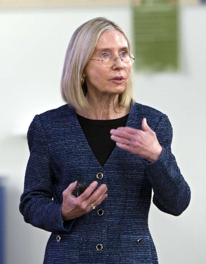 Rosalind Franklin president reflects on tenure upon retirement