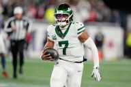 Jets officially make decision to bench QB Justin Fields