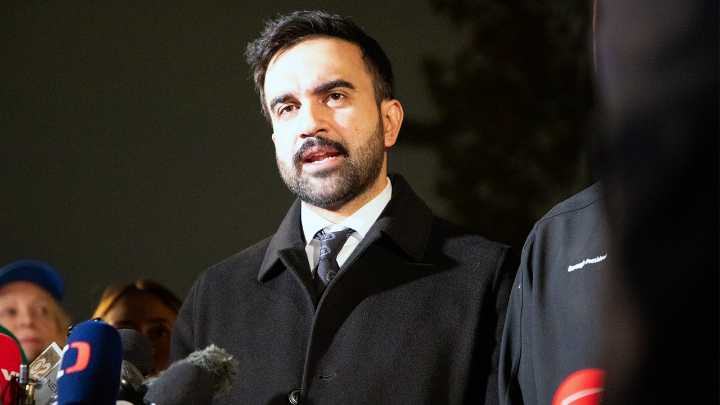 GOP links NYC's socialist mayor-elect to House Democrats in midterm ads