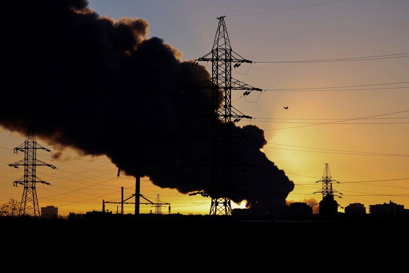 Ten killed and 40 wounded in heavy Russian attack on Ukraine, officials say