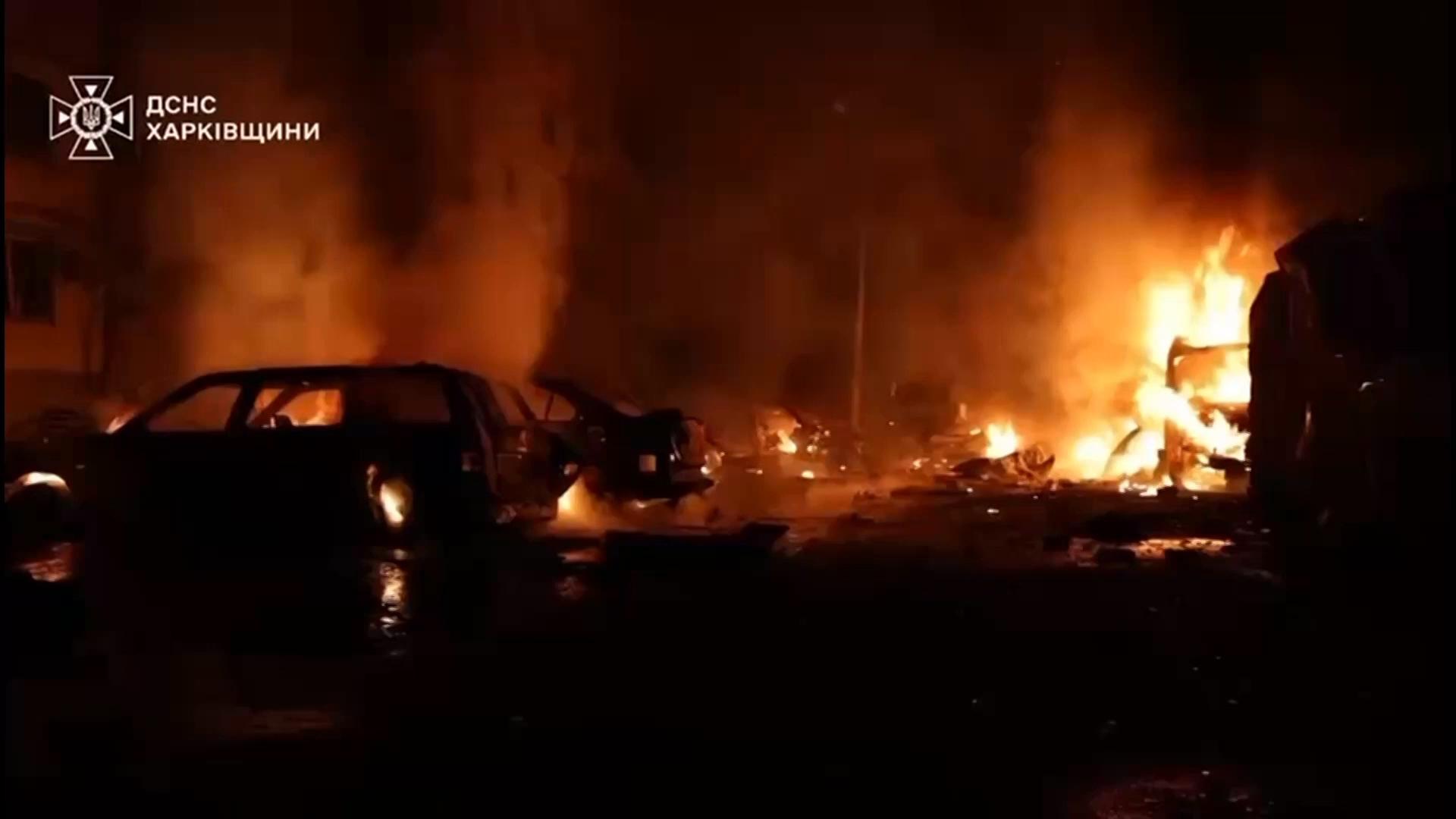 Russian barrage kills 20 in Ukraine city as Zelenskyy holds talks with Turkish leader