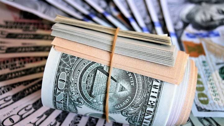 Si estás justo a fin de mes, estos rituales rápidos pueden ayudarte a atraer dinero