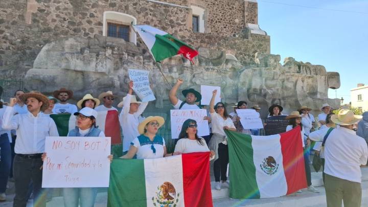 Irapuato se suma a movilización nacional: “Hay que alzar la voz, sea cual sea la edad”, dice una niña