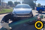 Un motociclista sufrió fracturas tras chocar con un auto en Concepción del Uruguay