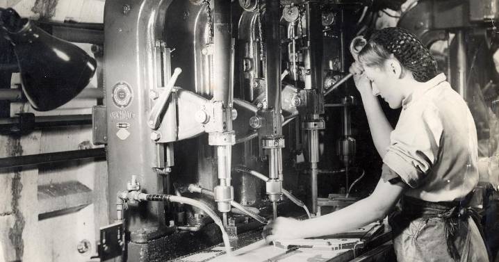 The secret London underground tunnels where 2,000 worked during the Second World War