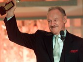 A cuánto se subastaron los Globos de Oro de Gene Hackman: los tres premios superaron todas las expectativas