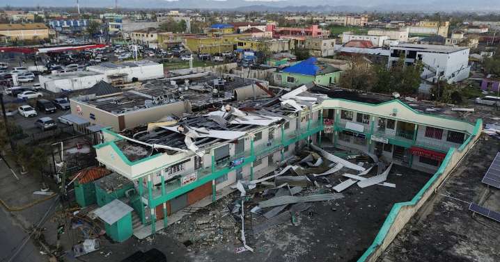 Brits leaving Jamaica amid Hurricane Melissa to jet home on first charter flight