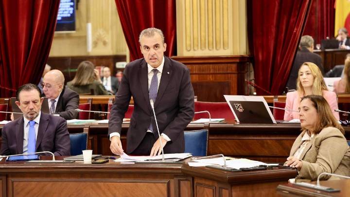 El Govern quiere "garantizar" que el castellano esté "presente y vivo" dentro del sistema educativo de Baleares sin tocar la autonomía de centro