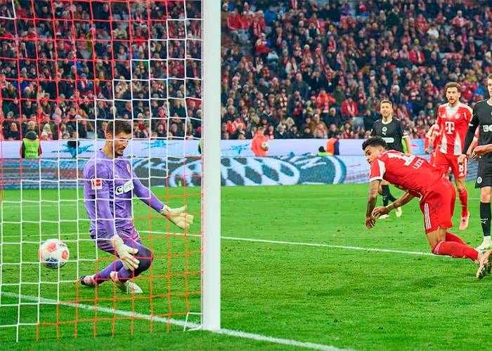 Lucho Díaz, gol ganador y pase gol en victoria del Bayern Múnich 3×1 sobre FC St. Pauli en la Bundesliga
