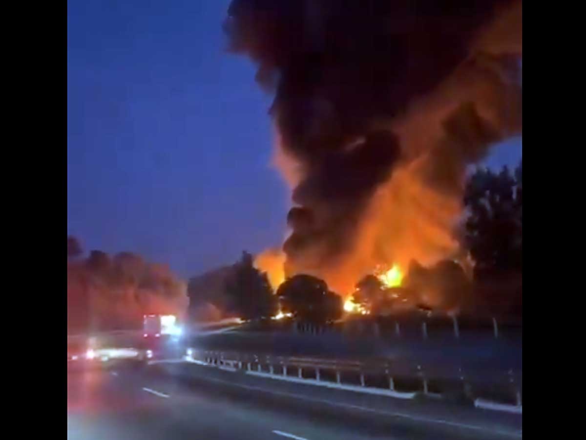 Reabre circulación de la México-Puebla tras explosión de pipa