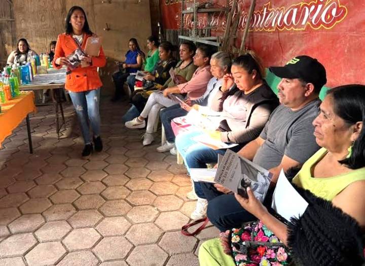 Promueven derechos de mujeres en S. de Anaya