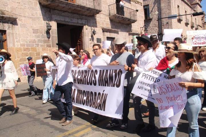 Protestas en Morelia hoy 3 de noviembre por el asesinato de Carlos Manzo alcalde de Uruapan