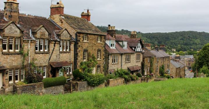 Beautiful Peak District village home to famous dessert and stunning walks