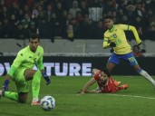 A Brasil le cobraron dos penales pero no le pudo ganar a Túnez: las dudas vuelven a rodear la figura del DT Ancelotti