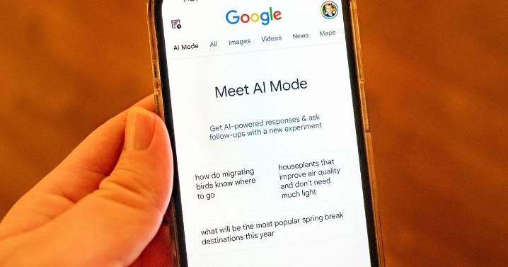 AI ruining Christmas for kids as ruthless 'Grinch bot' answers THAT Santa question