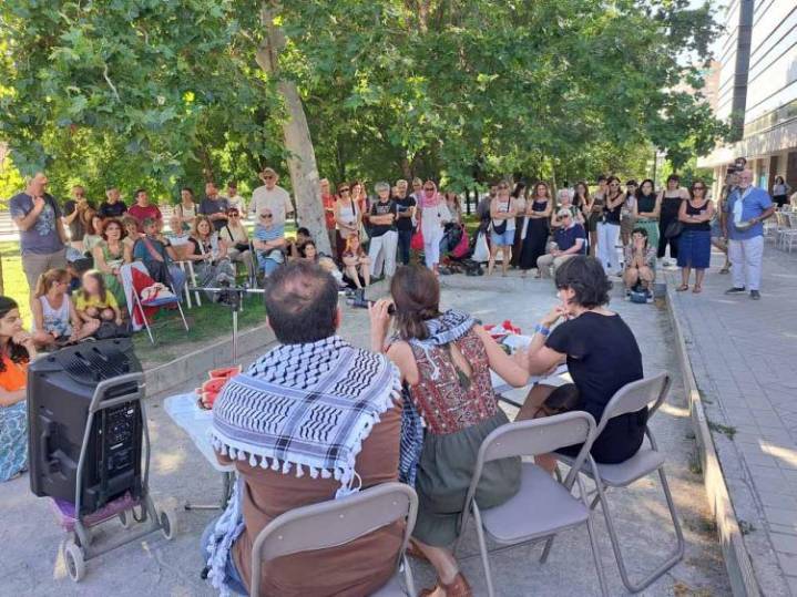 Más de 150 organizaciones exigen al Colegio de Médicos de Granada el archivo de la denuncia formulada contra el médico que no quiere prescribir fármacos vinculados a Israel