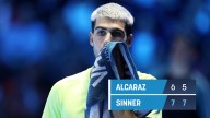 Un Alcaraz tocado encalla ante la versión maestra de Sinner