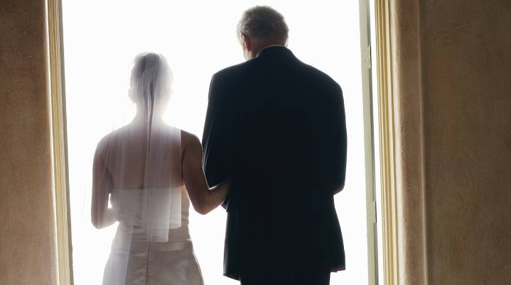 Dear Annie: I’m worried my daughter will regret not inviting her dad to her wedding