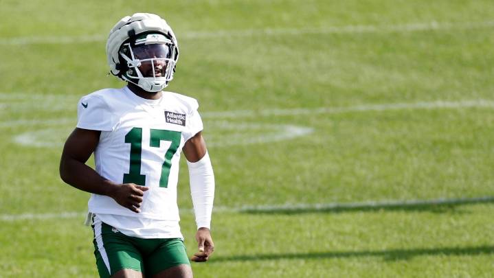 Balean y hospitalizan a Kris Boyd, jugador de los New York Jets