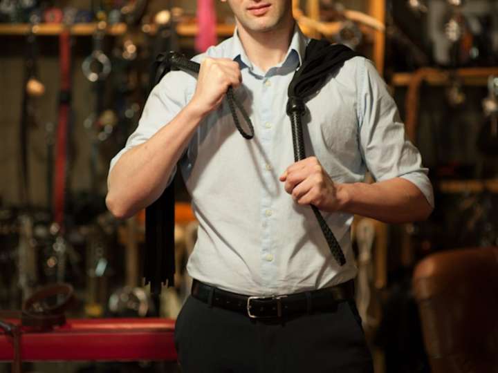 Látigos, jaulas y un misterioso cliente argentino: así es el único castillo del mundo dedicado al entrenamiento BDSM