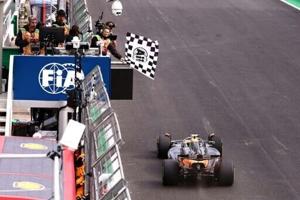 Norris extends title lead in Sao Paulo, Verstappen third from pit