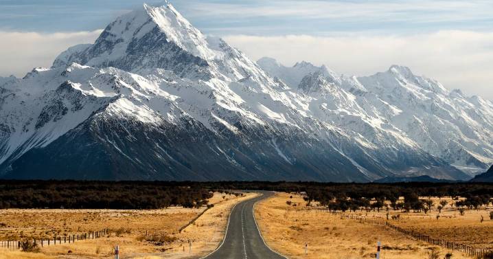 Two climbers killed after fall from New Zealand mountain 