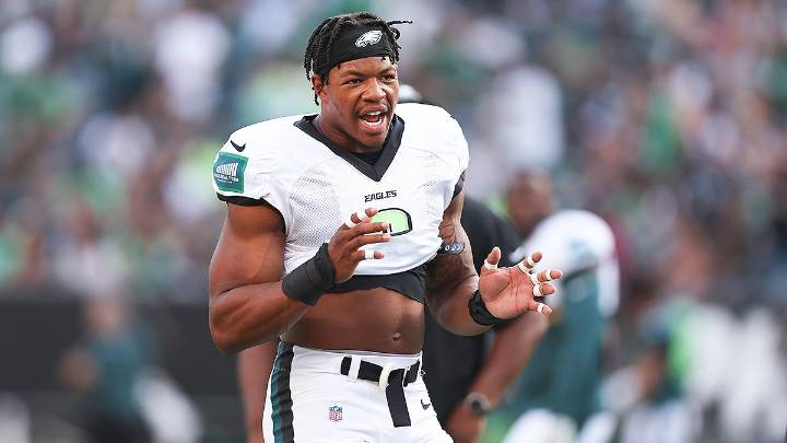 Eagles open Nolan Smith’s practice window and other roster moves