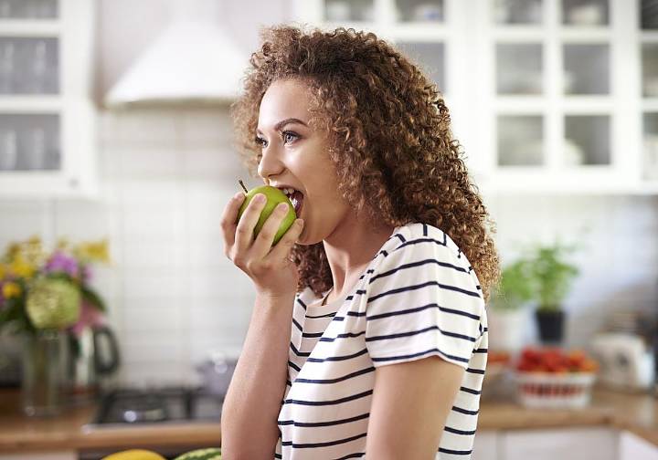 Laura Pire, nutricionista: «Comer es una forma de activar el sistema de relajación»