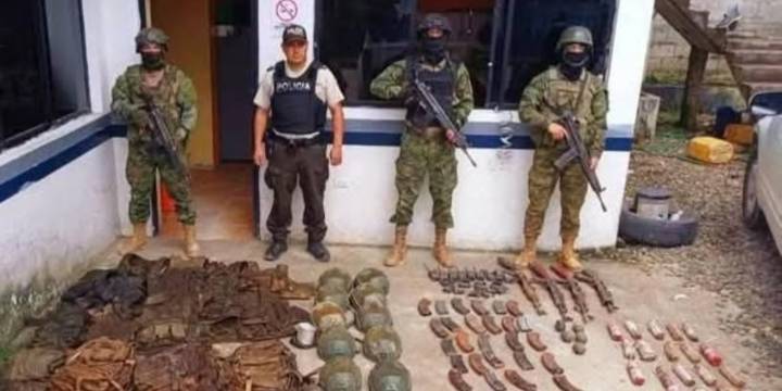 Ejército ecuatoriano halla campamento armado de grupo peruano “Los Trujillanos” vinculado a minería ilegal en la frontera con Cajamarca