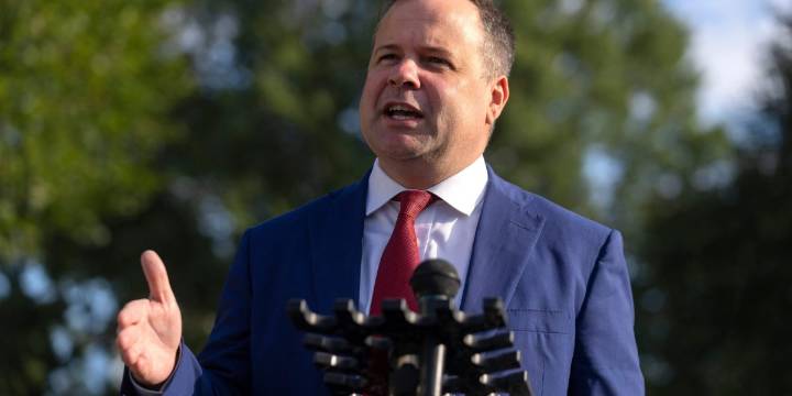 'Very problematic' disclosure of 'confidential competitive' data between Fannie Mae, Freddie Mac roils housing world