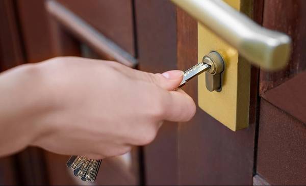 Con una inversión de $321 millones, la provincia entregó viviendas en Villa Castelli