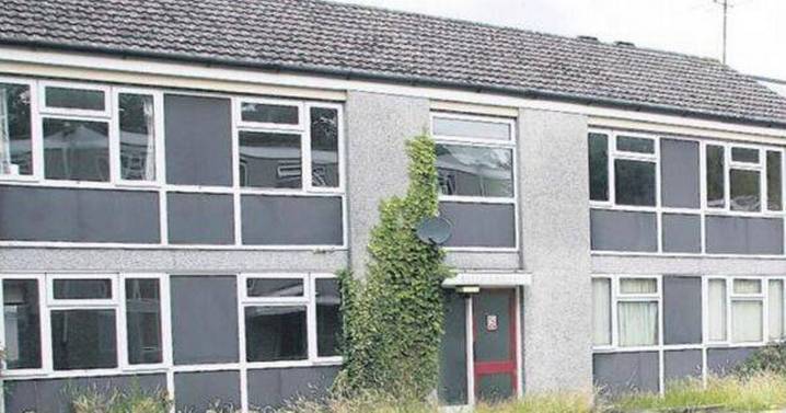 Man cut off his own head in horror protest at being evicted from his home