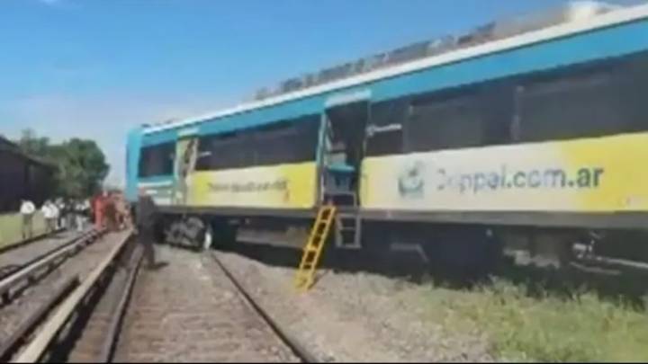 Descarriló una formación del tren Sarmiento a la altura de Liniers: dos heridos